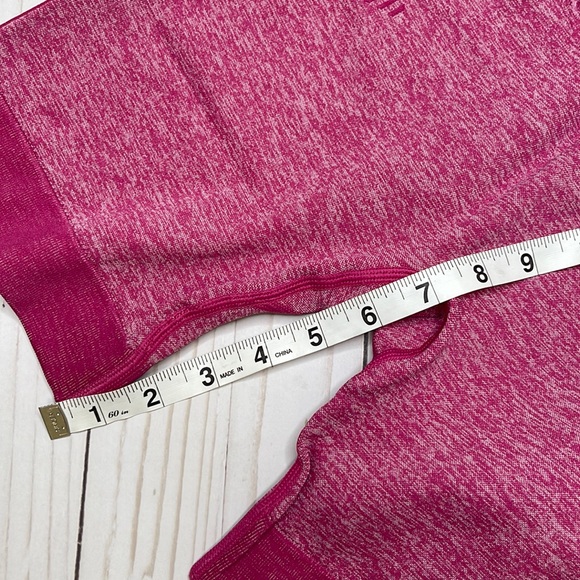 NWT. Pursue Fitness ADAPT seamless shorts.  Size MEDIUM.  Color:  Power Pink. - Picture 8 of 12